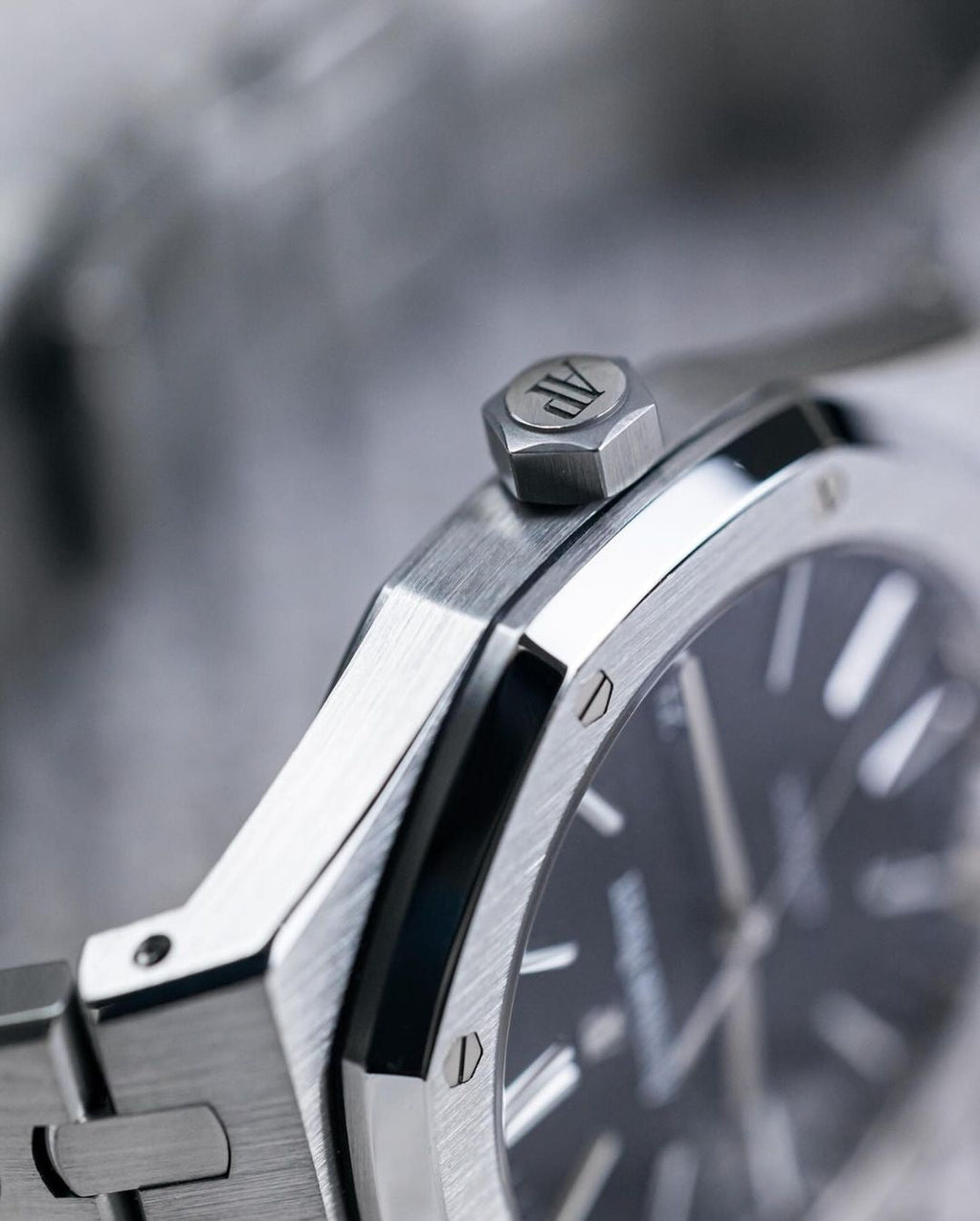 Audemars Piguet AP Royal Oak Silver Black Metal